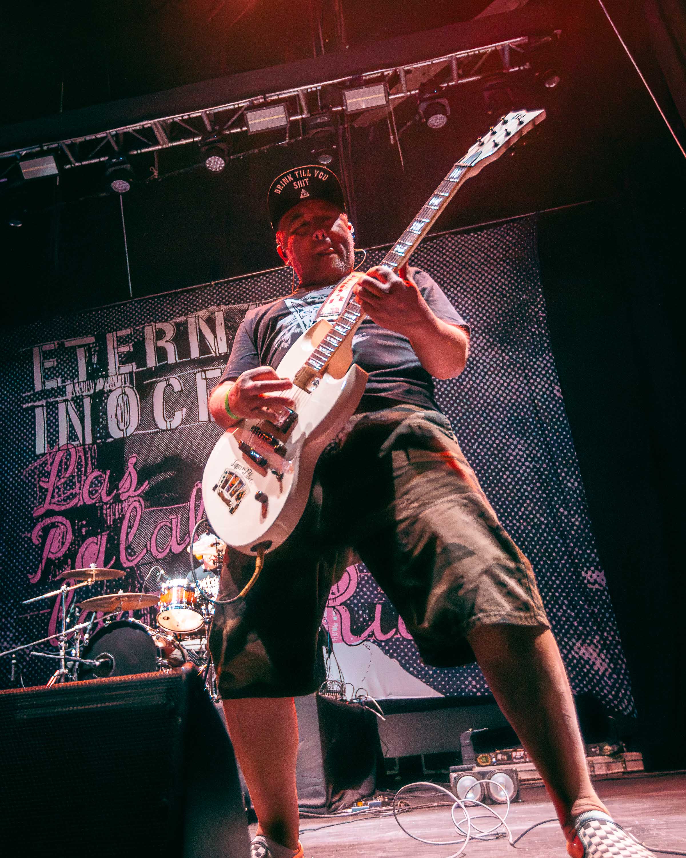 Eterna Inocencia - 20 Años de "Las Palabras y Los Ríos"